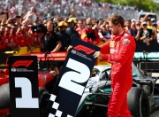 开云体育app-阿斯顿马丁完胜红牛车队，汉密尔顿高光表现的简单介绍