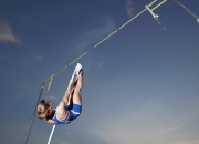 开云官方app入口-赛道与球场，当F1争冠之夜遇见西亚卡姆的满分表演