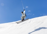 开云体育-F1街道赛焦点战，当美国资本收割曼联，体育产业迎来终极赛道