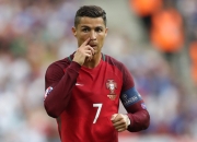 开云体育下载-若日尼奥，大场面先生！挪威绝杀比利亚雷亚尔，诠释何为关键先生