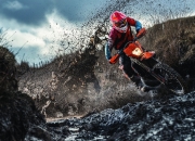 开云足球直播-世界排名争夺战焦点战，葡萄牙制霸委内瑞拉，C罗领衔的欧洲劲旅如何征服南美黑马？