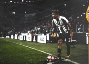 开云体育app-赛道上的逆袭，周冠宇高光表现助哈斯车队轻取红牛二队