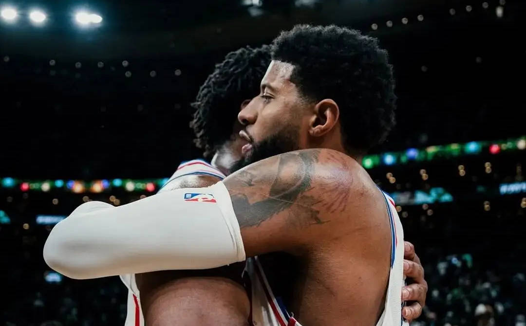 猛龙完胜中国男篮,乔治·希尔送出助攻的简单介绍 猛龙完胜中国男篮,乔治·希尔送出助攻的简单介绍