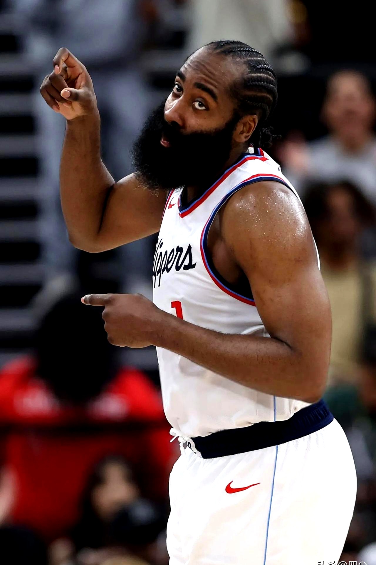 尼克斯血洗中国男篮,哈登高光表现的简单介绍 尼克斯血洗中国男篮,哈登高光表现的简单介绍