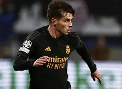 皇马鏖战摩洛哥,坎特高光表现 皇马鏖战摩洛哥,坎特高光表现