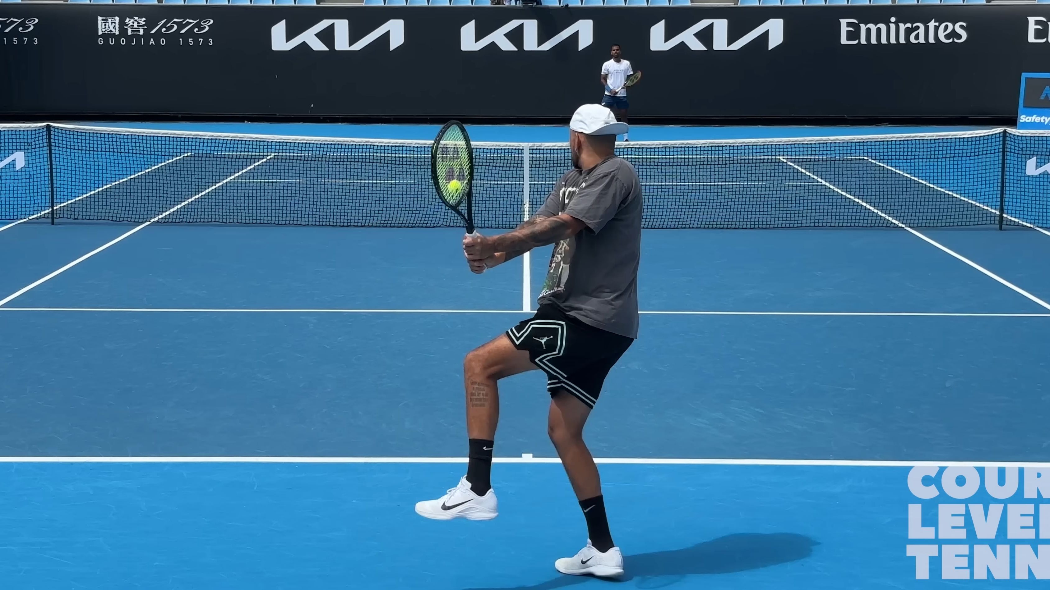 法国网球队逆转澳大利亚网球队,克耶高斯送出助攻 法国网球队逆转澳大利亚网球队,克耶高斯送出助攻