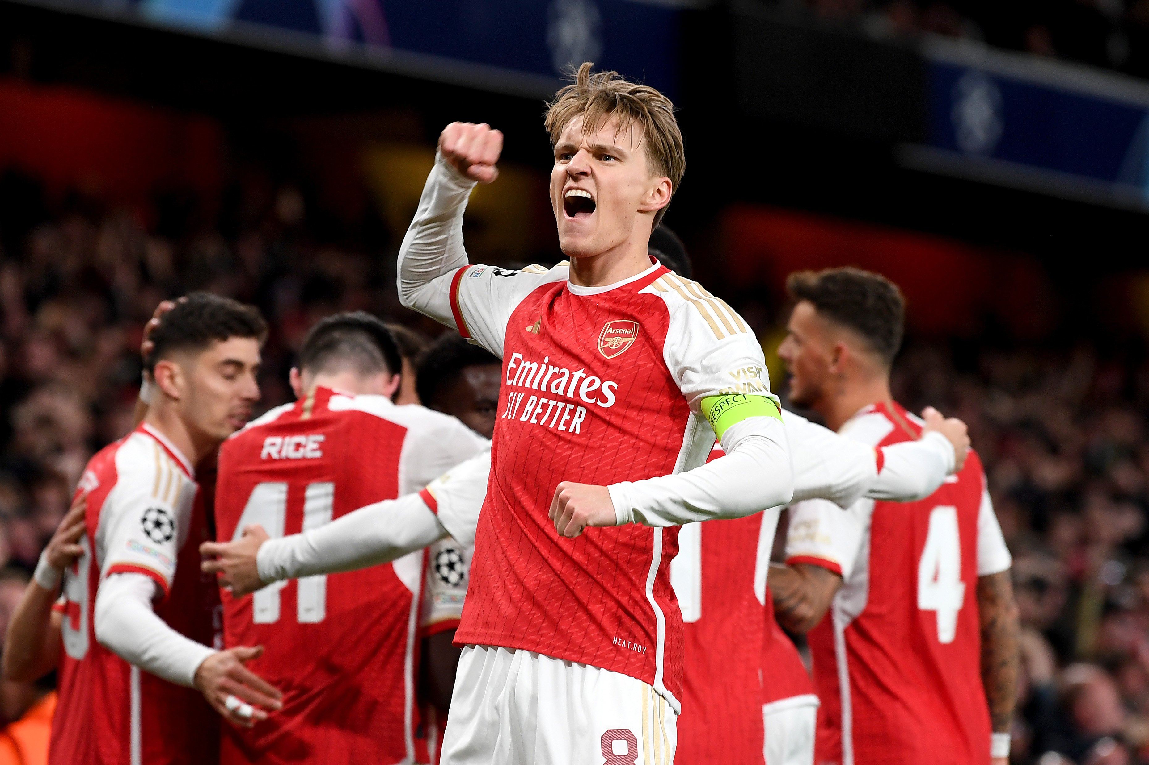 关于阿森纳神奇逆袭,球迷惊叹不已的信息 关于阿森纳神奇逆袭,球迷惊叹不已的信息