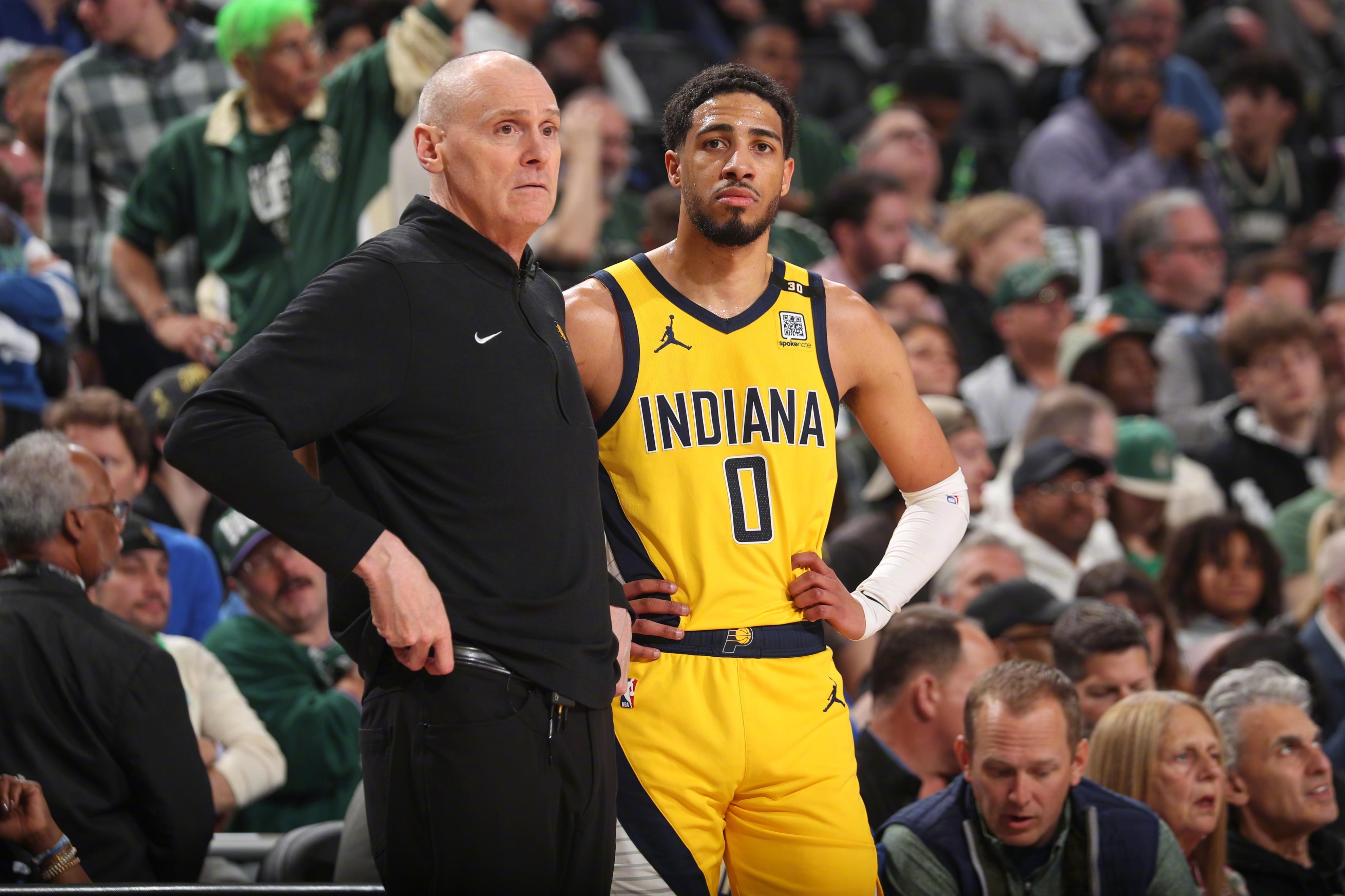 包含危机四伏!球队为夺冠而紧张备战的词条 包含危机四伏!球队为夺冠而紧张备战的词条