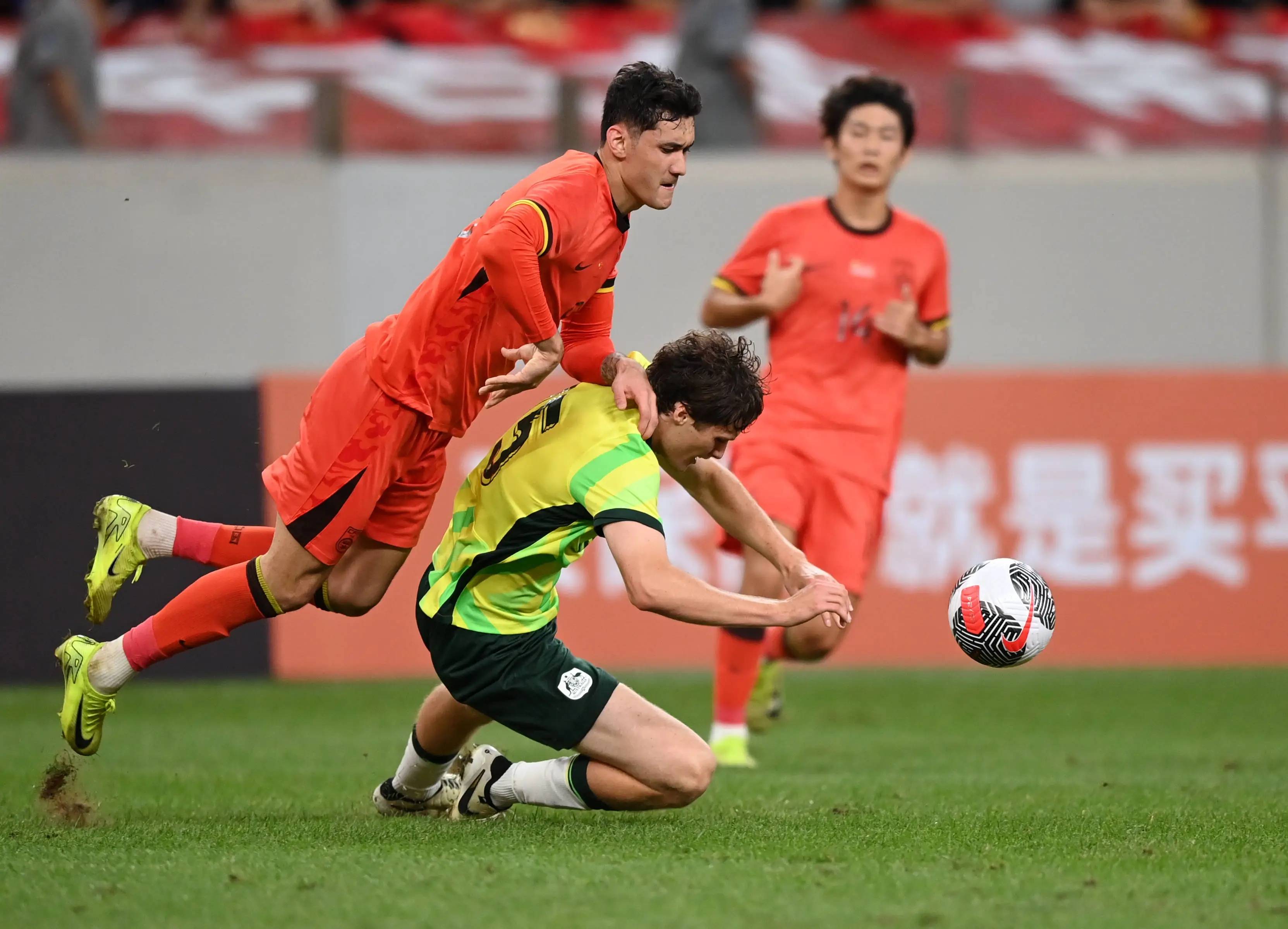 精彩的足球对决在世界舞台上上演的简单介绍 精彩的足球对决在世界舞台上上演的简单介绍