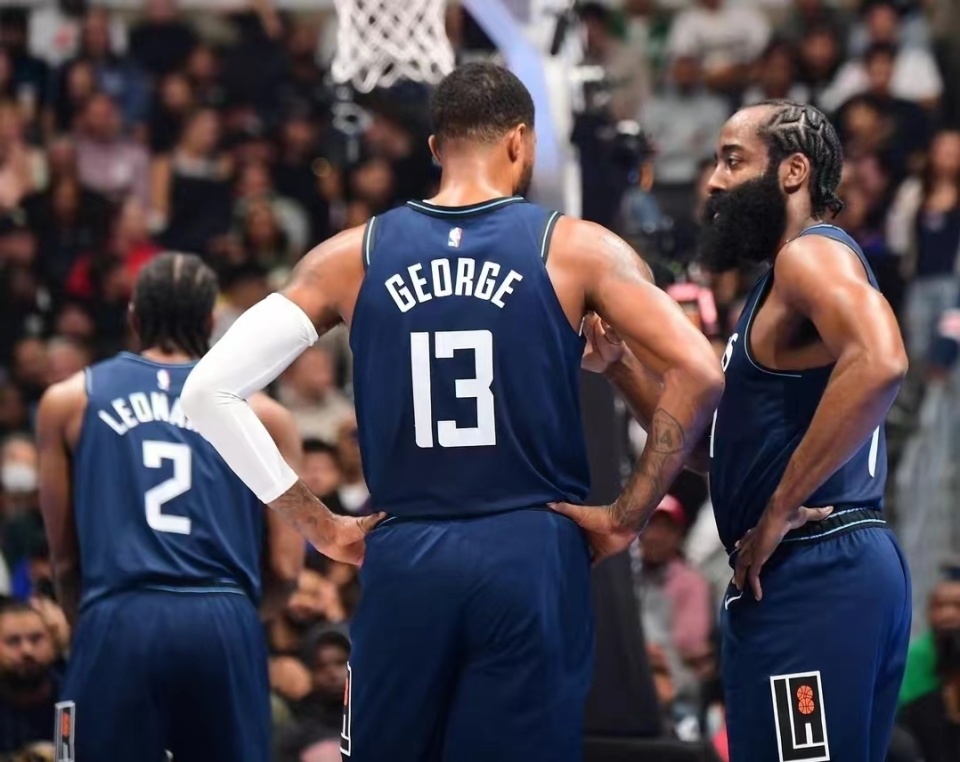 东部球队击败西部对手领先一筹的简单介绍 东部球队击败西部对手领先一筹的简单介绍