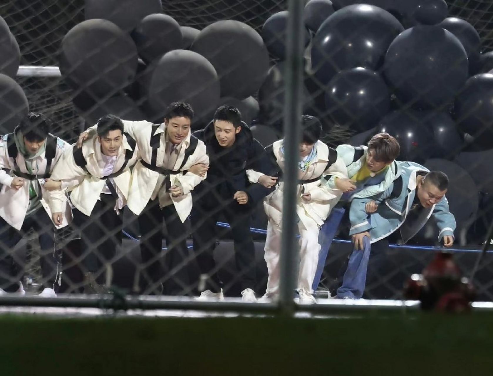 关于挑战极限:国际巨星同场竞技!的信息 关于挑战极限:国际巨星同场竞技!的信息