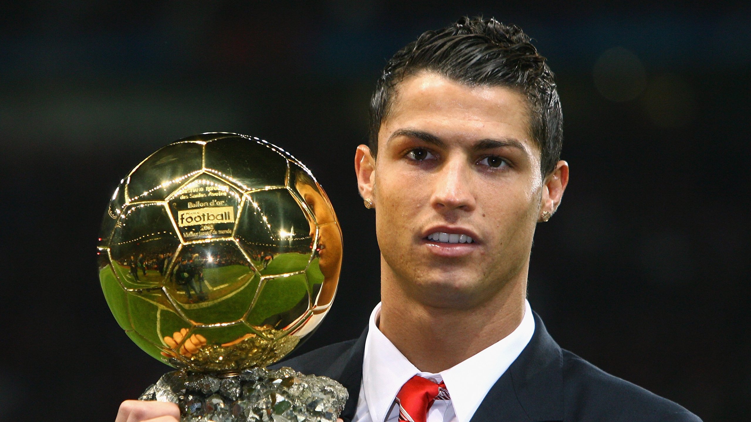 三狮军团首战告捷，罗德里状态火热成关键先生